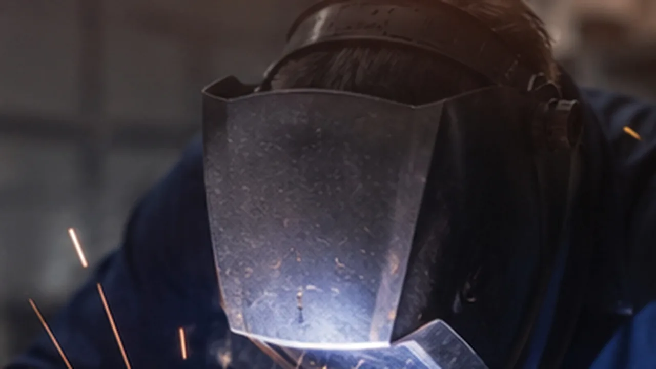 Azubi Industriemechaniker bei IP Freiberg – Ausbildung Metallbau Freiberg